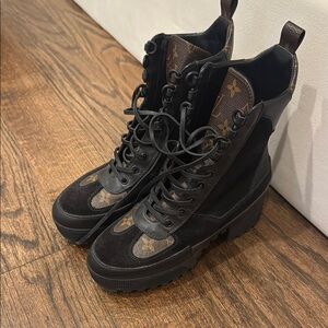 Louis vuitton platform boots